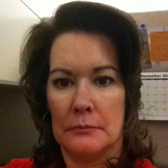 Profile Picture of Jona Consentino (@jconsentino) on Poshmark