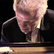 Profile Picture of Walt Wagner (@waltwagnermusic) on Youtube