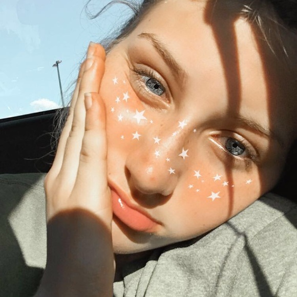 Profile Picture of Bailey Grieser (@bailey_grieser) on Poshmark