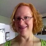 Profile Picture of Lisa Adcock (@splashofcoloryarns) on Instagram