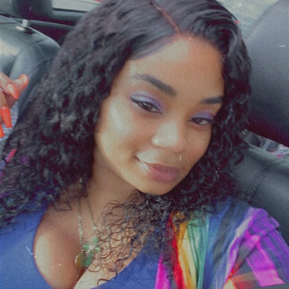 Profile Picture of Ashley Cobbs (@acobbs0813) on Poshmark