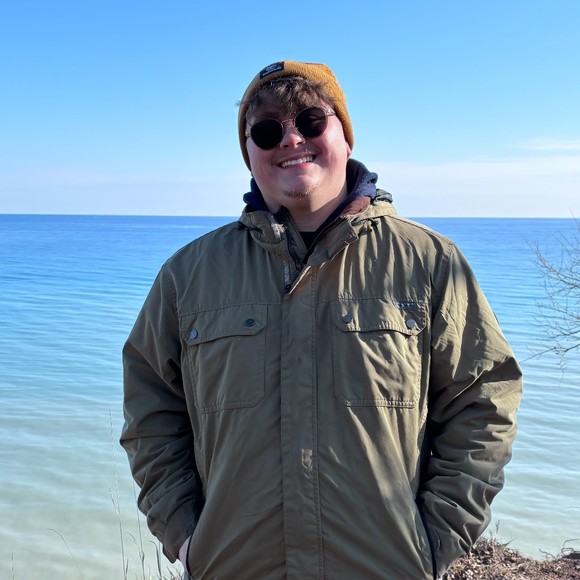 Profile Picture of Chayse Martorelli (@chayse0131) on Poshmark