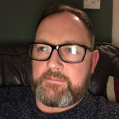 Profile Picture of Scott Crowhurst (@scottnluisa) on Twitter