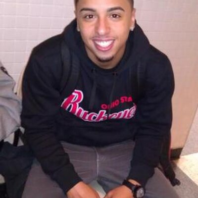 Profile Picture of Robert Williams (@@IamLamarr) on Twitter