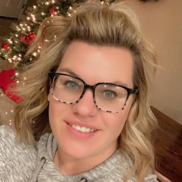 Profile Picture of Whitnee Denson (@densonmomma) on Poshmark