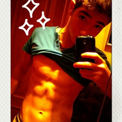 Profile Picture of Daniel Olivan (@danielchulo129) on Twitter