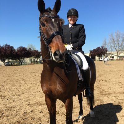 Profile Picture of Karen Scott (@KarenStromScott) on Twitter