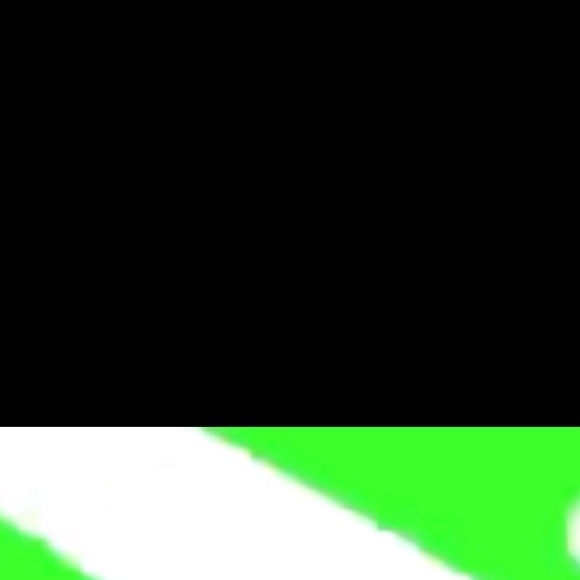 Profile Picture of Jordynn Jordynn (@jjbb913) on Poshmark