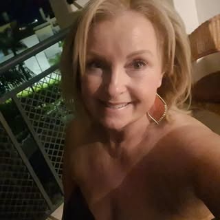 Profile Picture of Liane Robertson (@lianerobertson) on Instagram