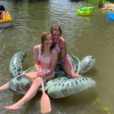 Bailey Holmes - Twitter Profile Picture of Bailey Holmes (@baileyholmes816) on Twitter