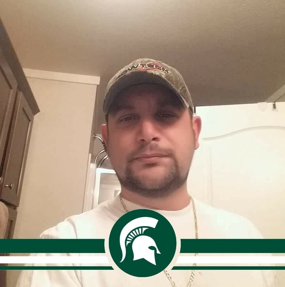 Profile Picture of Paul Bellomo (@paulbellomo) on Poshmark