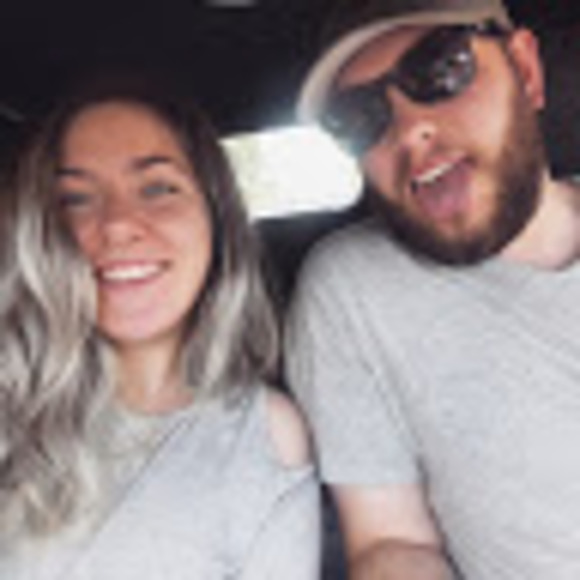 Profile Picture of Jenna Tassie (@jennatassie) on Poshmark