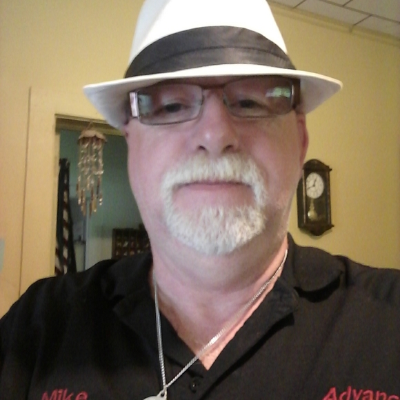 Profile Picture of Michael Farmer (@mikal56) on Poshmark