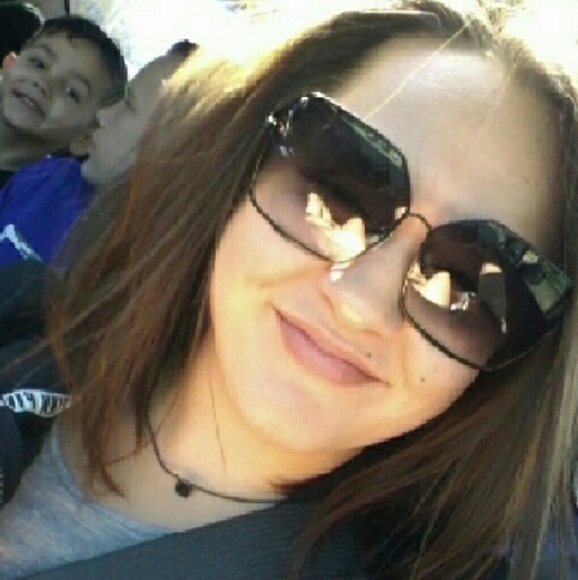 Profile Picture of Jasmine Cofield (@jasminegar777) on Poshmark