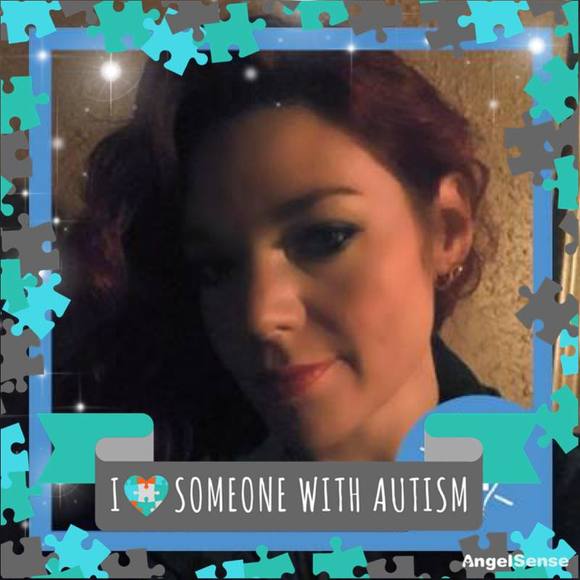 Profile Picture of Tavia Claypool (@tnclaypool) on Poshmark