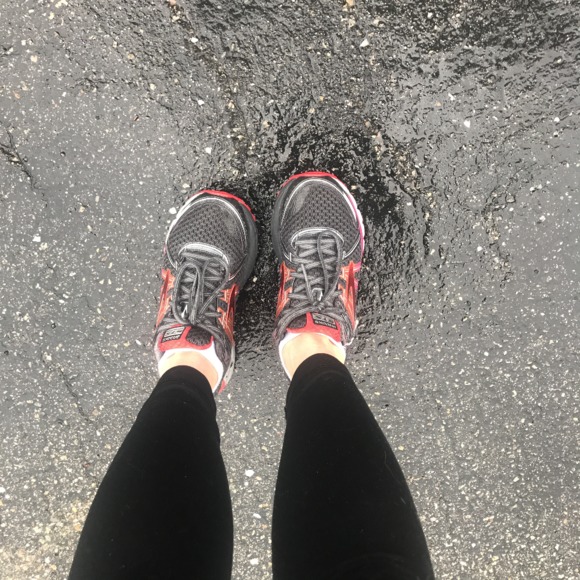 Profile Picture of Anna Tovello (@atovello) on Poshmark