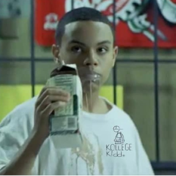 Profile Picture of Zay Dayemer (@zae2020) on Poshmark