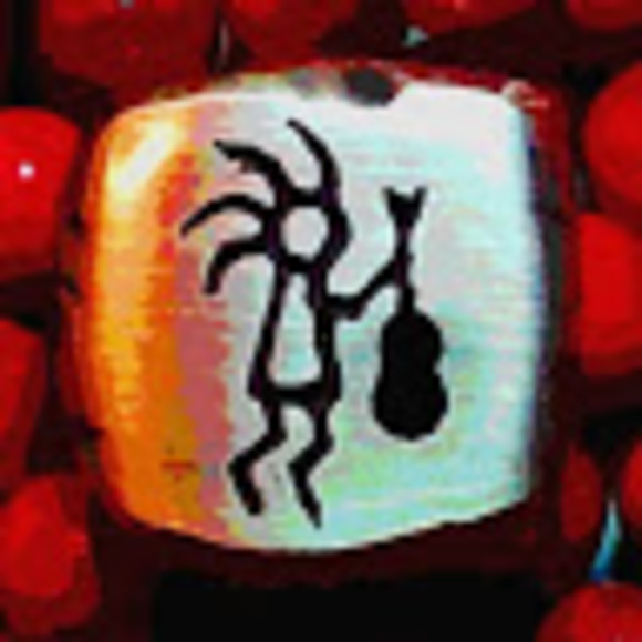 Profile Picture of Pam Neaville (@prcn222) on Poshmark