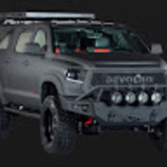 Profile Picture of Sam Latif (@sam_latif) on Poshmark