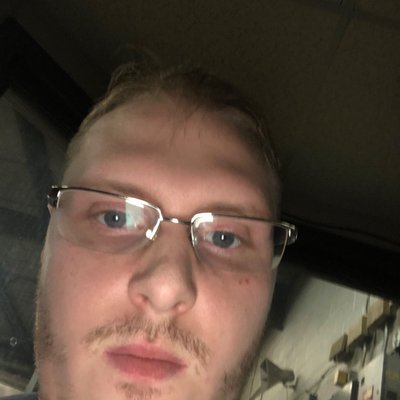 Profile Picture of Dennis Lapointe (@Dennislapoint10) on Twitter