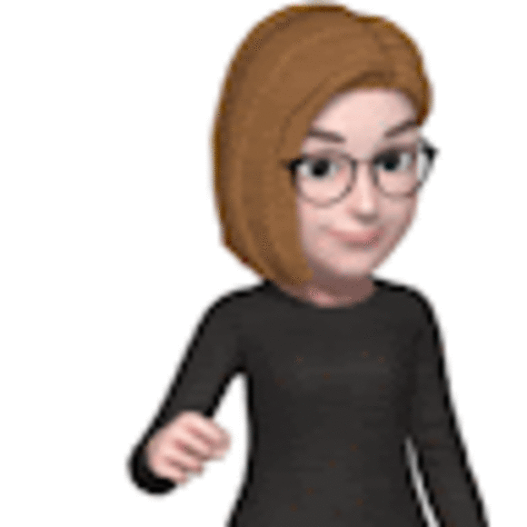 Profile Picture of Colleen Tucciarone (@colleentucciaro) on Poshmark