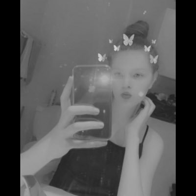 Profile Picture of ♡Stéphanie Michaud♡ (@stef_michaud) on Twitter