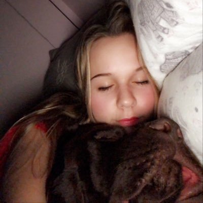 Profile Picture of Ava Ruth (@avaruth14) on Twitter