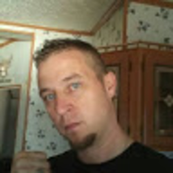 Profile Picture of Ronnie Bearden (@bearden12585) on Poshmark