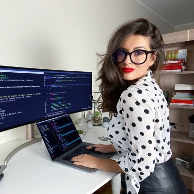 Profile Picture of Julia Kirsina (Coding Unicorn  🦄) (@UnicornCoding) on Twitter