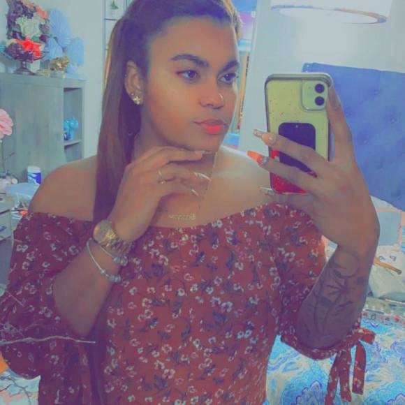 Profile Picture of Bridaynia De la cruz (@bbrindi123) on Poshmark