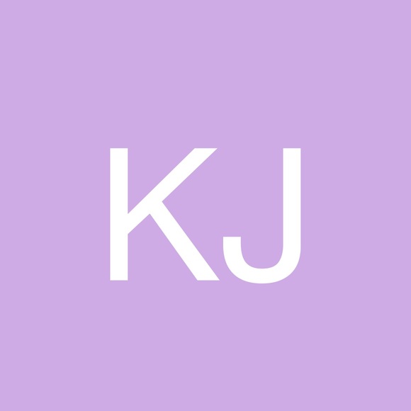 Profile Photo of Katherine Johnson (@mrsj94) on Poshmark