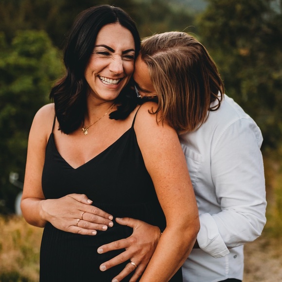 Profile Picture of Melanie Corey (@melanie_oswald) on Poshmark