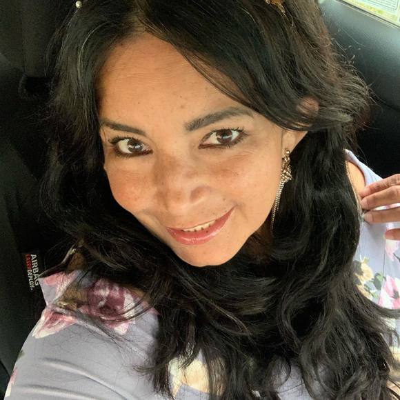 Profile Picture of Rodriguez Claudia (@claudia0629) on Poshmark