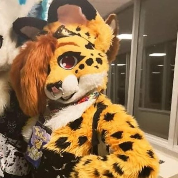 Profile Picture of Tula Kahlua (@tulaserval) on Poshmark