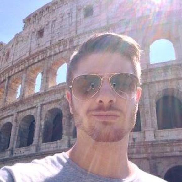 Profile Picture of Ardeshir Mortezaei (@ardeshirm) on Poshmark