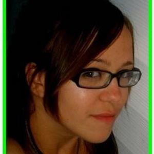 Profile Picture of Laura Shanahan (@llaurayellow) on Myspace