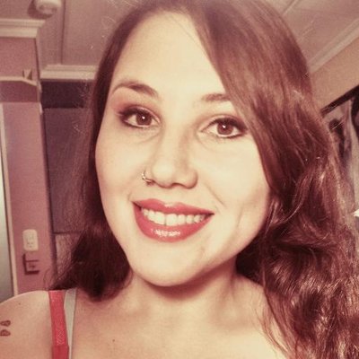 Profile Picture of Flor Kunzi ❥ (@FlorenciaIK) on Twitter