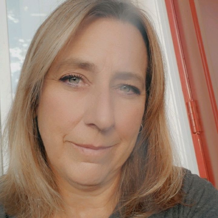Profile Picture of Lori C (@pure_lulu) on Tiktok