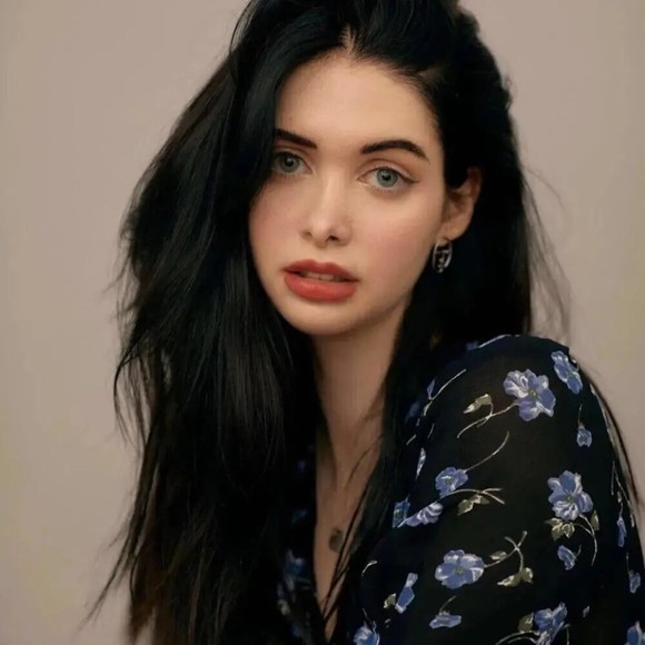 Profile Picture of Ngọc khánh Tăng (@pamelale37039) on Poshmark