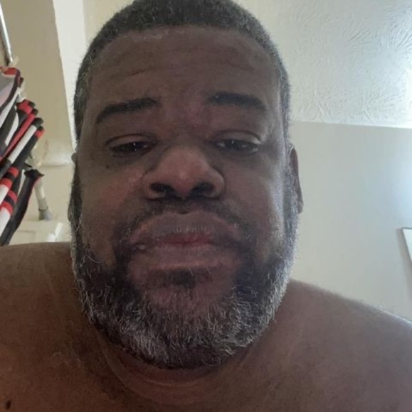 Profile Picture of Christopher Riggs (@criggs0505) on Poshmark