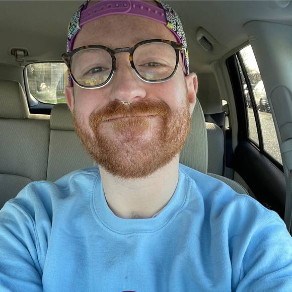 Profile Picture of Stephen Battey (@stephenbattey) on Poshmark