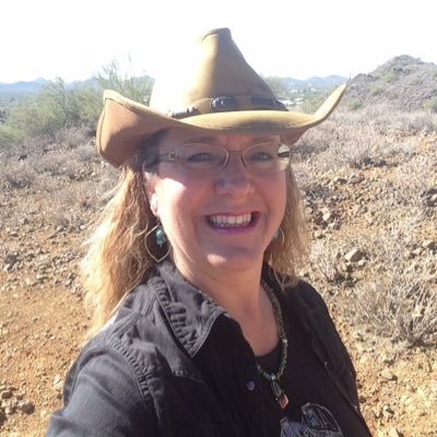 Profile Picture of Jacqueline Morrow (@keaki1992) on Twitter