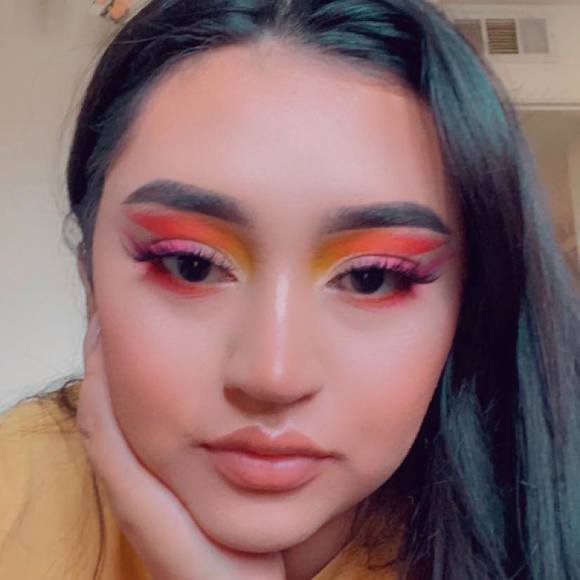 Profile Picture of Jasmin Zepeda (@zepedajazzy300) on Poshmark