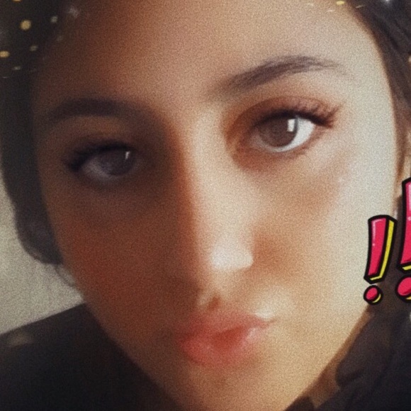 Profile Picture of Yas Moradian (@yasm141) on Poshmark