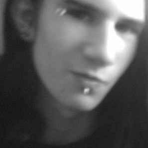 Profile Picture of Tony Arcuri (@cradle_filth) on Myspace