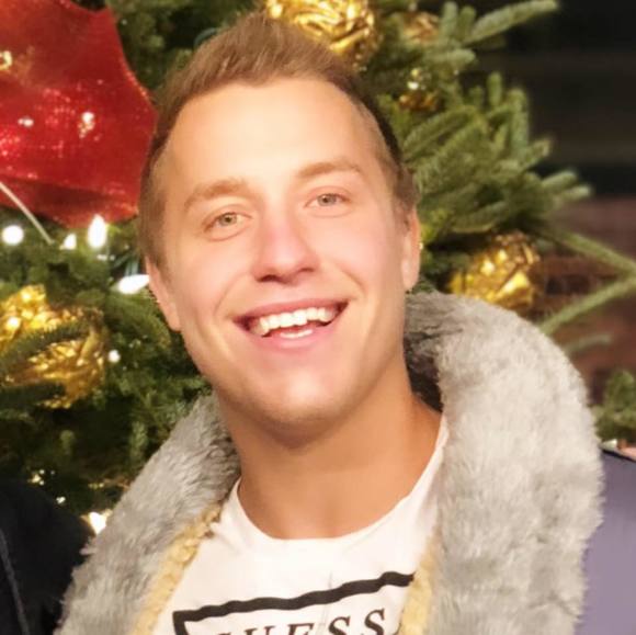 Profile Picture of Lucas Mazzaro (@lucasmazzaro) on Poshmark