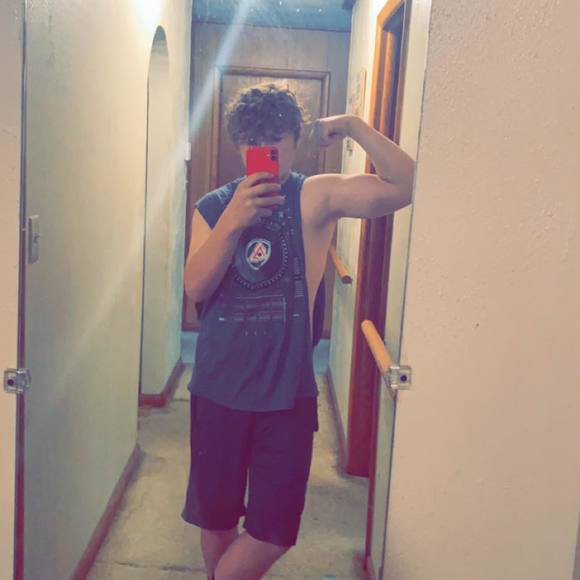 Brayden Nicholson - Poshmark Profile Picture of Brayden Nicholson (@braydennicholso) on Poshmark