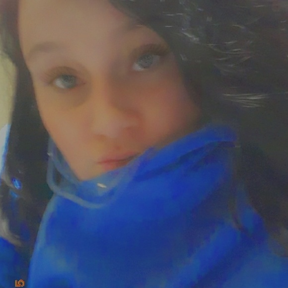 Profile Picture of Logan Stubbs (@logan_stubbs) on Poshmark