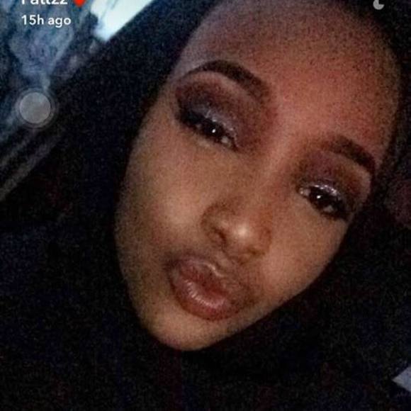 Profile Picture of Ebii Igal (@ebii) on Poshmark