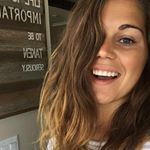 Profile Picture of Alexandra Raymond ☾ (@alexeraymond) on Instagram